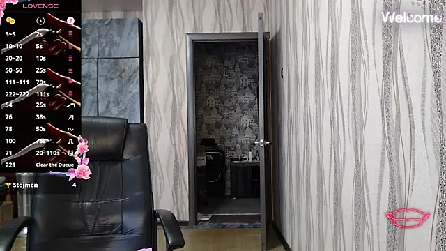 Yevgeshka-Milashka online show from 10/28/25, 07:12