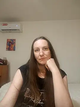 Yevgeshka-Milashka online show from 12/14/25, 05:13