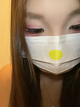 QIQI-QIQI-01 online show from 06/26/26, 09:57