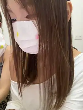 QIQI-QIQI-01 online show from 07/01/26, 12:18