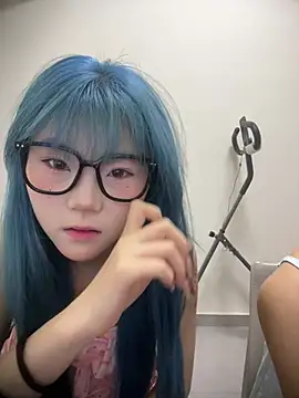 QIQI-QIQI-01 online show from 08/02/26, 10:57