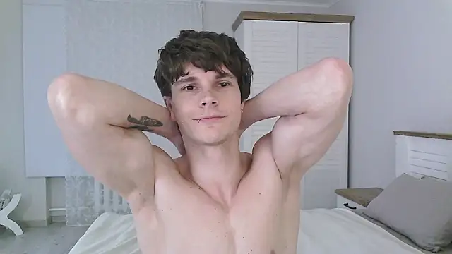 Eric Crush online show from 06/04/26, 04:18