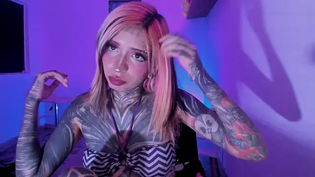 Nickidoll66  online show from 07/27/26, 03:46