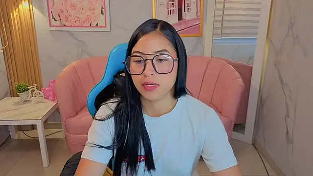 lia x a online show from 06/04/26, 01:06