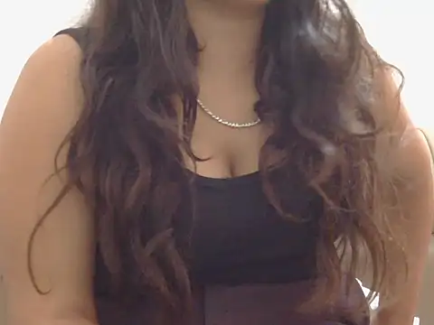 Snapshot of komaljaan11 chatting on 06/05/26, 06:52 komaljaan11 online show from 06/05/26, 06:52