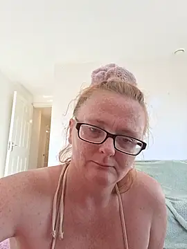 Naughtybutnicedaisy online show from 06/26/26, 04:44