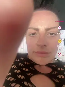 inkgirl222 online show from 06/18/26, 12:31