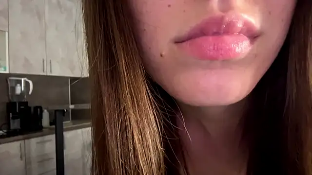 Snapshot of VeraSweet_ chatting on 06/28/26, 01:17 VeraSweet online show from 06/28/26, 01:17