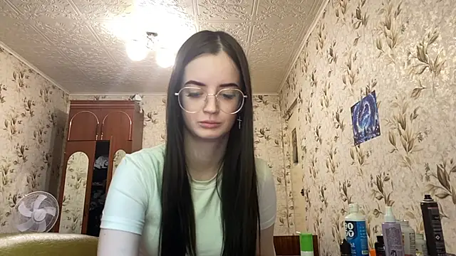 Snapshot of BrianneBihl chatting on 06/10/26, 07:40 BrianneBihl online show from 06/10/26, 07:40
