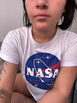 Alyha cortes  online show from 06/05/26, 03:07