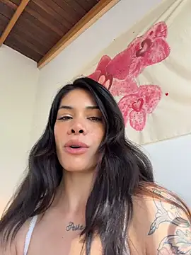 SiennaLuvs online show from 07/06/26, 01:19