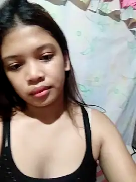 Snapshot of Cutie_Lily02 chatting on 06/04/26, 05:24 Cutie Lily02 online show from 06/04/26, 05:24