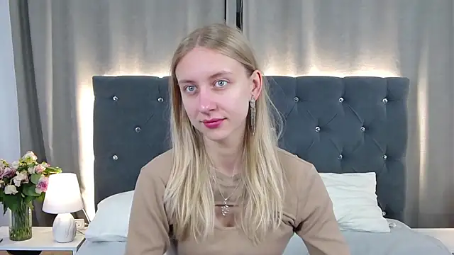 LirienVexx online show from 06/09/26, 04:02