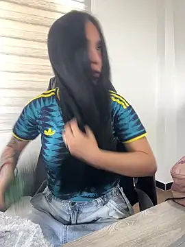 Sara fernandez- online show from 06/17/26, 02:18