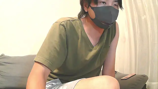 Snapshot of Natsu_x_ chatting on 07/23/26, 02:37 Natsu x online show from 07/23/26, 02:37