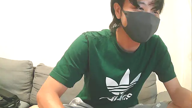 Snapshot of Natsu_x_ chatting on 08/02/26, 04:05 Natsu x online show from 08/02/26, 04:05