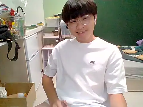 Yang 571 online show from 07/07/26, 04:33