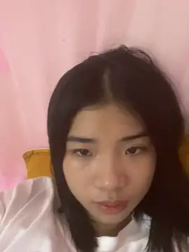 Snapshot of -Kempi- chatting on 07/22/26, 02:47 -Kempi- online show from 07/22/26, 02:47