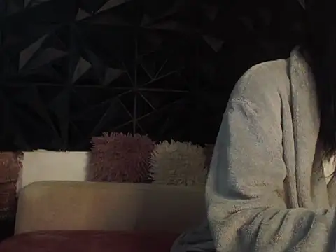 NaughtyRose1 online show from 06/10/26, 03:50