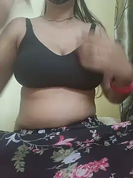 Snapshot of Romantic_riya_06 chatting on 07/11/26, 05:54 Romantic riya 06 online show from 07/11/26, 05:54
