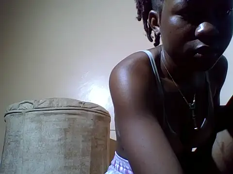 EbonyJuly online show from 06/18/26, 06:45