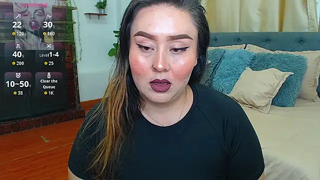 Khalia  online show from 06/07/26, 02:43