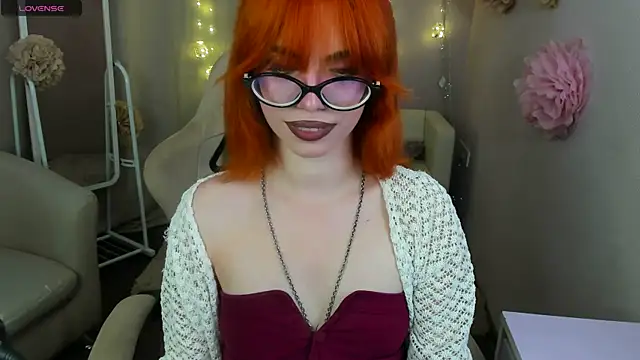 Velvet  Kiss online show from 07/19/26, 08:45