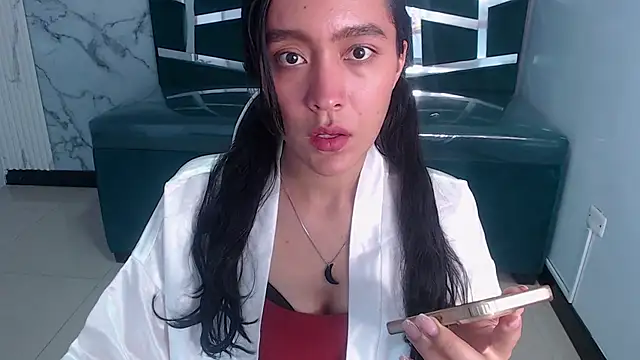Snapshot of BonnieAmour_ch chatting on 06/09/26, 12:50 BonnieAmour ch online show from 06/09/26, 12:50