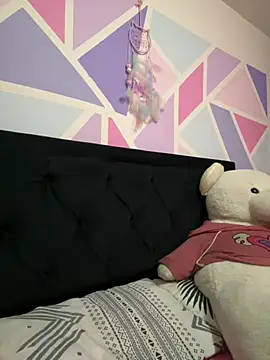 lia 20xx online show from 06/06/26, 10:47
