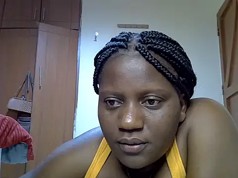 Snapshot of biganni_ chatting on 06/10/26, 09:41 biganni online show from 06/10/26, 09:41