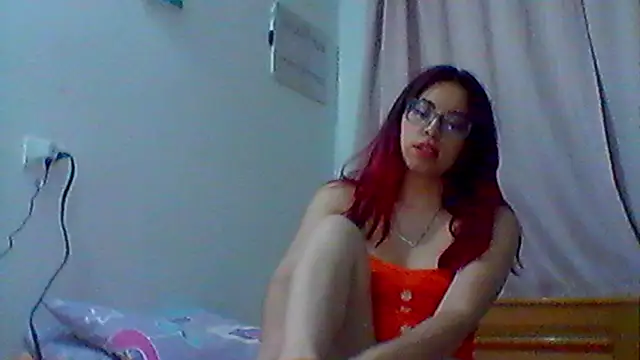 Snapshot of _CherrySweetie_ chatting on 07/15/26, 04:18 CherrySweetie online show from 07/15/26, 04:18