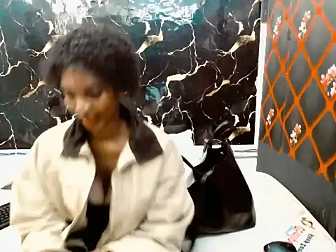 Caramelminxx  online show from 06/27/26, 07:35