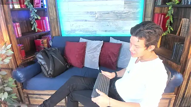 LevinFox online show from 06/21/26, 12:52