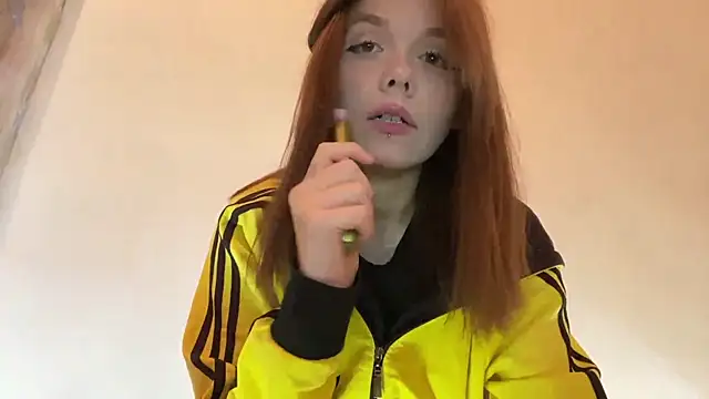 Linecutie online show from 07/28/26, 06:20