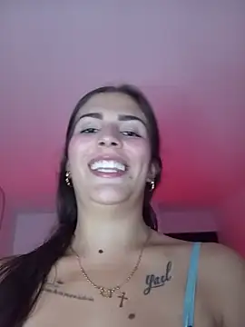 Snapshot of vero_nica1 chatting on 06/11/26, 07:28 vero nica1 online show from 06/11/26, 07:28