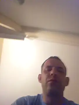 SingingTrunks online show from 07/17/26, 11:53