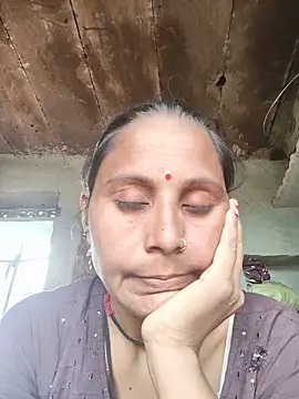 Snapshot of Karishna_hot chatting on 06/08/26, 04:02 Karishna hot online show from 06/08/26, 04:02