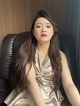 Snapshot of chuchu38677 chatting on 06/07/26, 03:43 chuchu38677 online show from 06/07/26, 03:43