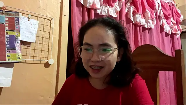 justhatsuse online show from 06/11/26, 02:04