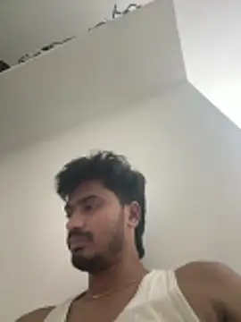 Snapshot of NAVIN0001 chatting on 06/27/26, 06:35 NAVIN0001 online show from 06/27/26, 06:35
