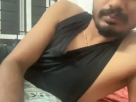 Snapshot of NAVIN0001 chatting on 08/05/26, 09:39 NAVIN0001 online show from 08/05/26, 09:39