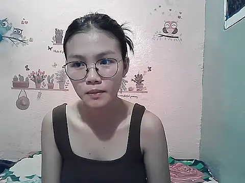 Snapshot of ClassyCrushpinay chatting on 06/19/26, 05:01 ClassyCrushpinay online show from 06/19/26, 05:01