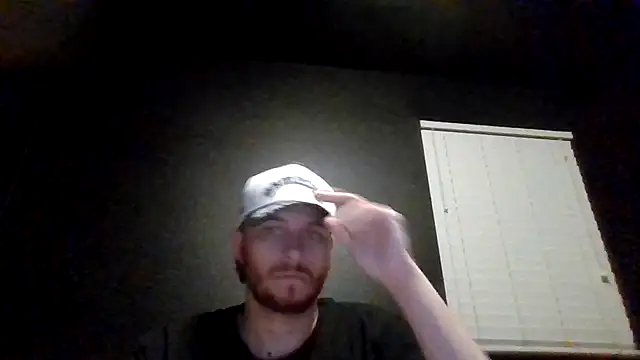 Snapshot of Mikecloudyhawk chatting on 06/18/26, 08:03 Mikecloudyhawk online show from 06/18/26, 08:03