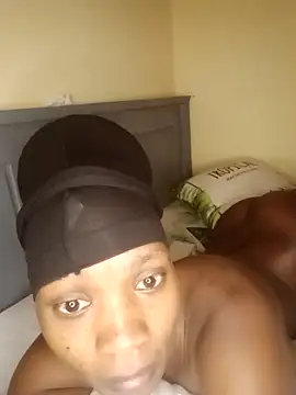 Snapshot of mkunduthe chatting on 06/12/26, 12:37 mkunduthe online show from 06/12/26, 12:37