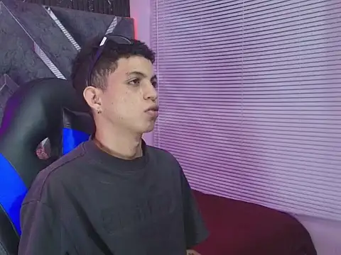 cameron lux77 online show from 07/06/26, 03:36