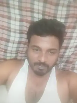 Snapshot of Tamilpayyan999 chatting on 06/09/26, 05:57 Tamilpayyan999 online show from 06/09/26, 05:57