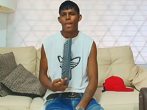 Snapshot of _black_boy_xxx chatting on 06/08/26, 07:25 black boy xxx online show from 06/08/26, 07:25