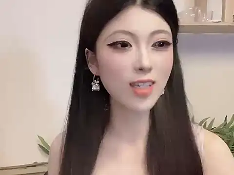 Snapshot of xiaoyan-001 chatting on 07/02/26, 02:34 xiaoyan-001 online show from 07/02/26, 02:34