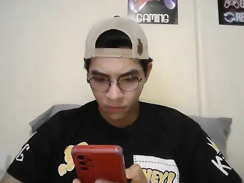 Snapshot of ismael_456 chatting on 07/05/26, 05:36 ismael 456 online show from 07/05/26, 05:36