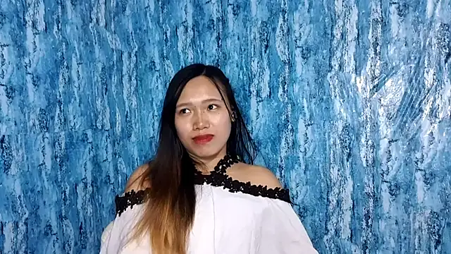 ZenaWojdak online show from 06/11/26, 12:14